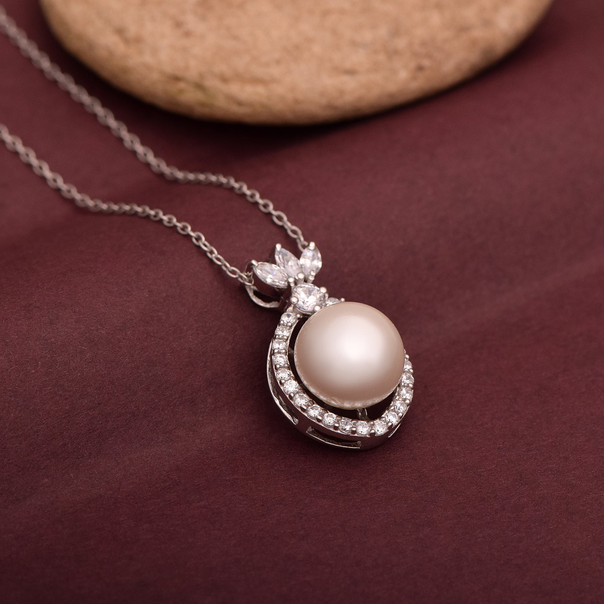 Pearl Floral Halo Necklace – Sterling Silver