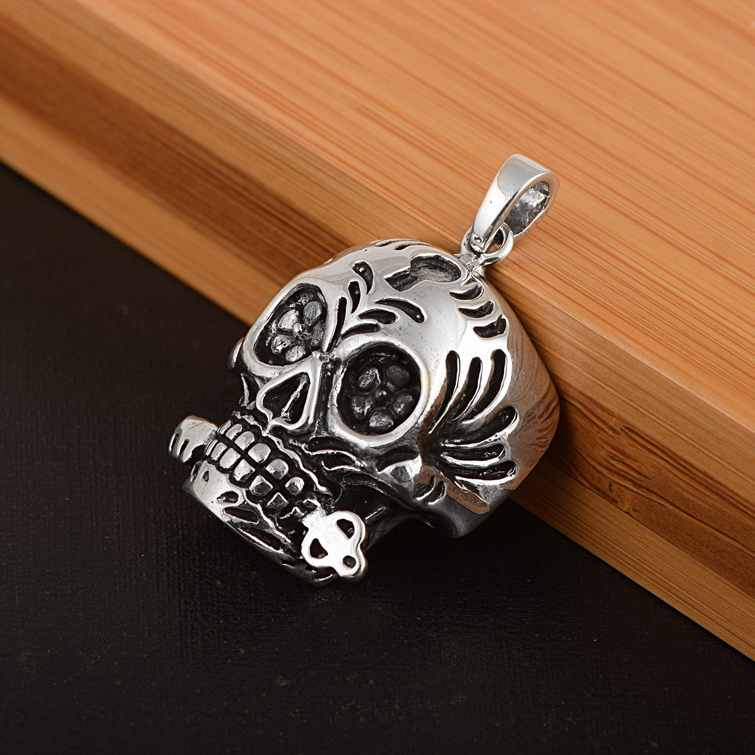 Gothic Skull Style Cocktail Party Biker Pendant Necklace