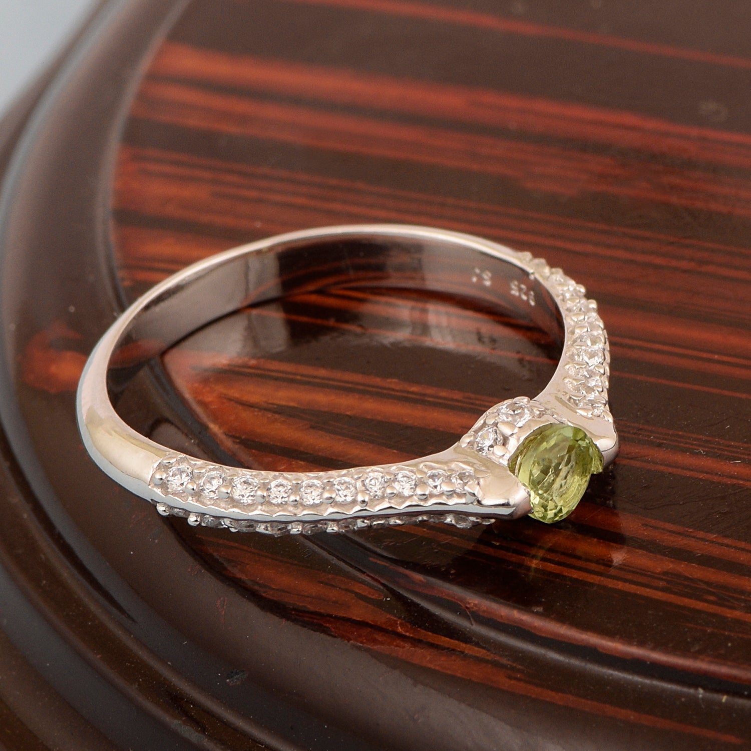 925 Sterling Silver Round 4MM Peridot White Accents Promise Ring - Kimaya INC