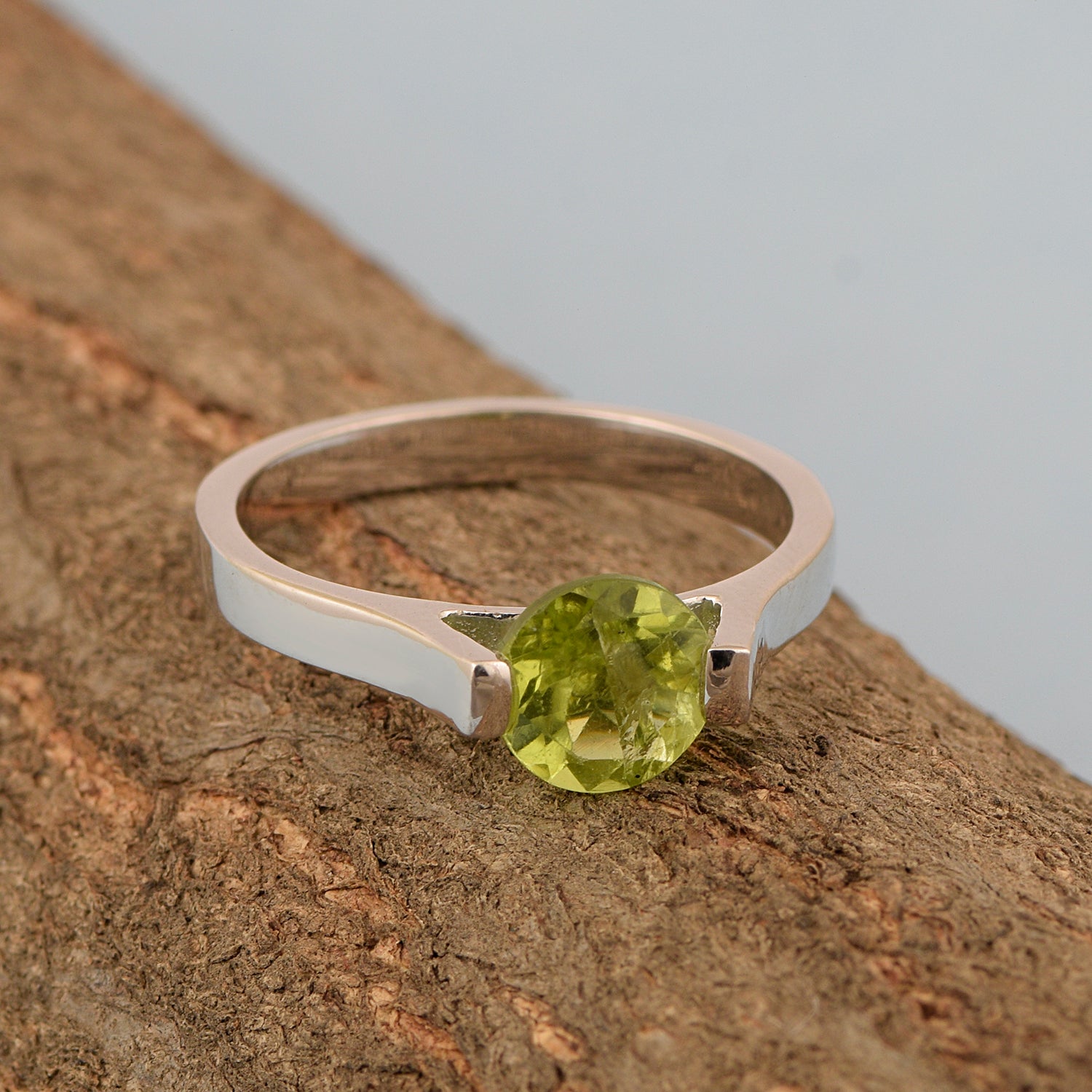 7mm Round Peridot Open Prong Ring for Women in 925 Sterling Silver - Kimaya INC