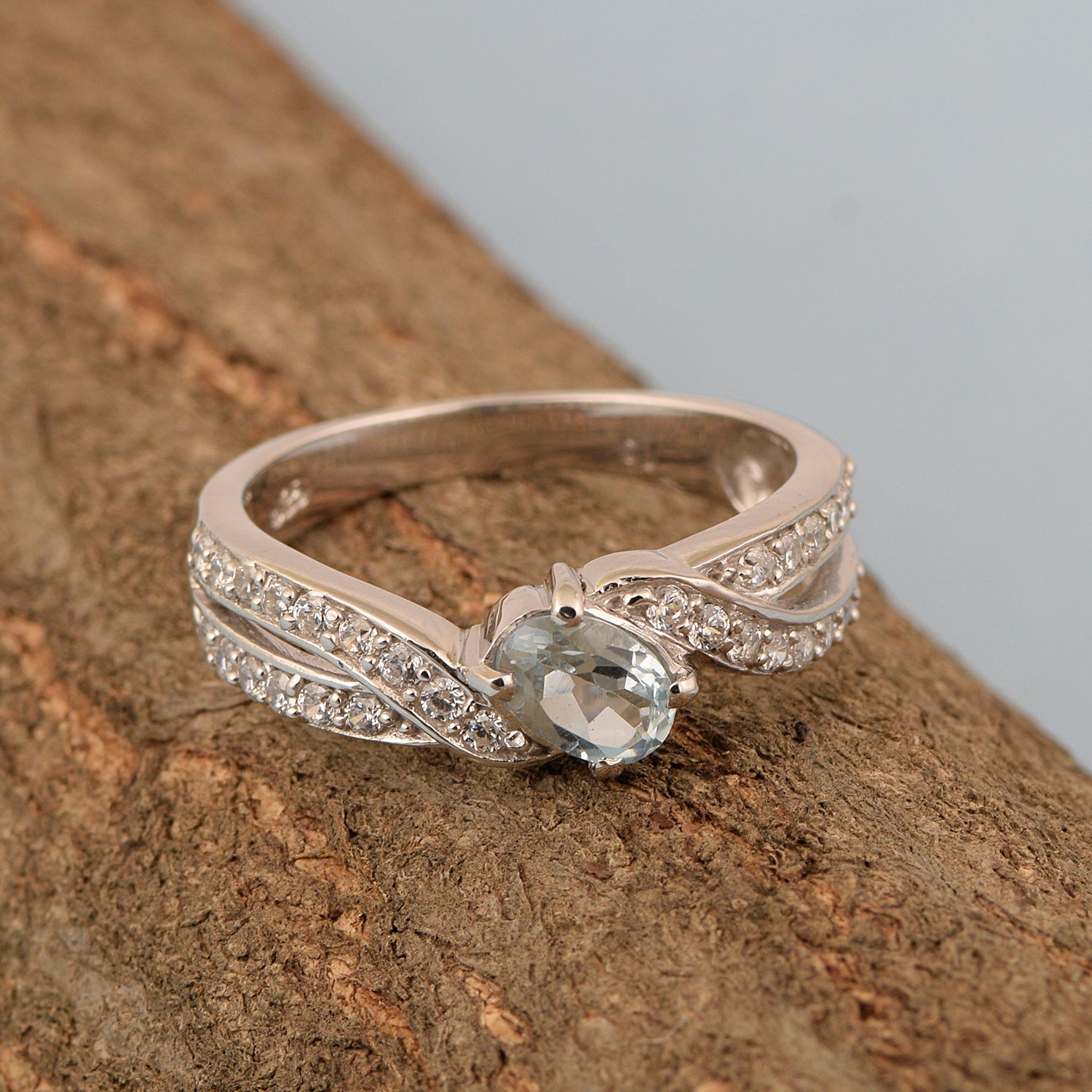 Sterling Silver Genuine Oval Aquamarine 1.20 Ctw Women Cluster Ring - Kimaya INC