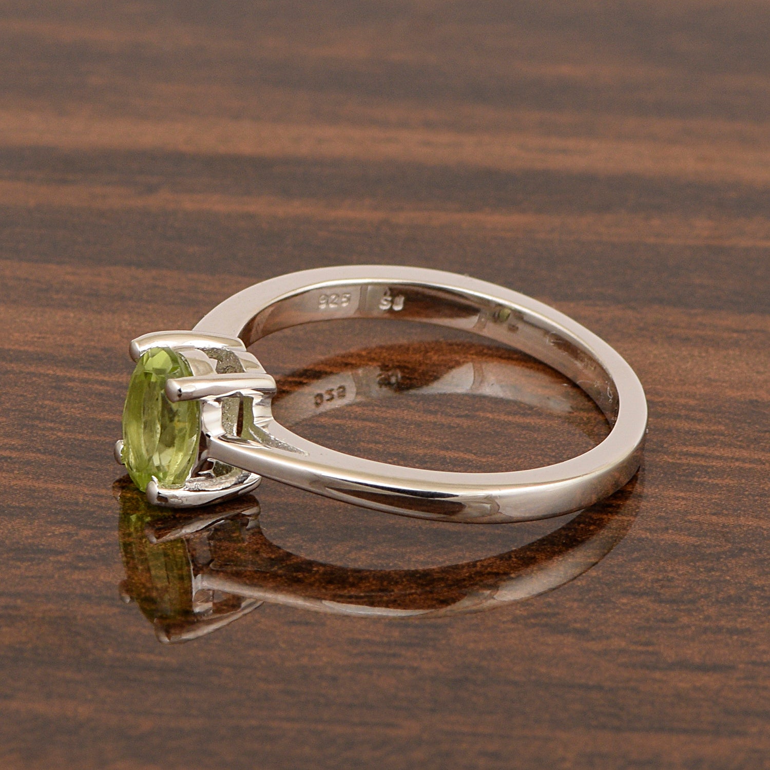 Stackable 925 Sterling Silver Oval 7x5mm Peridot Gemstones Women Ring - Kimaya INC