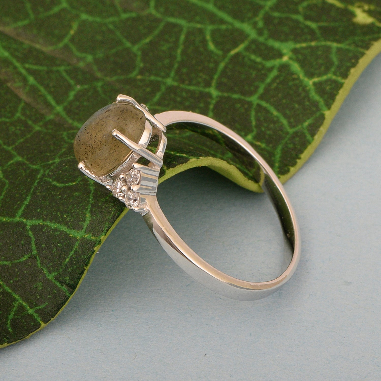 Solitaire Oval 8x6mm Labradorite Cabochon & White Accents Women Wedding Ring - Kimaya INC