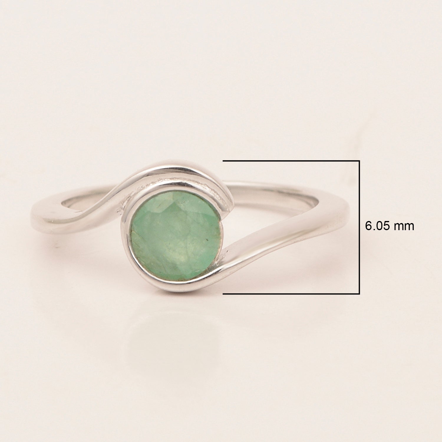 Bar-Set Solitaire 6mm Round Emerald Bypass Ring 925 Sterling Silver - Kimaya INC