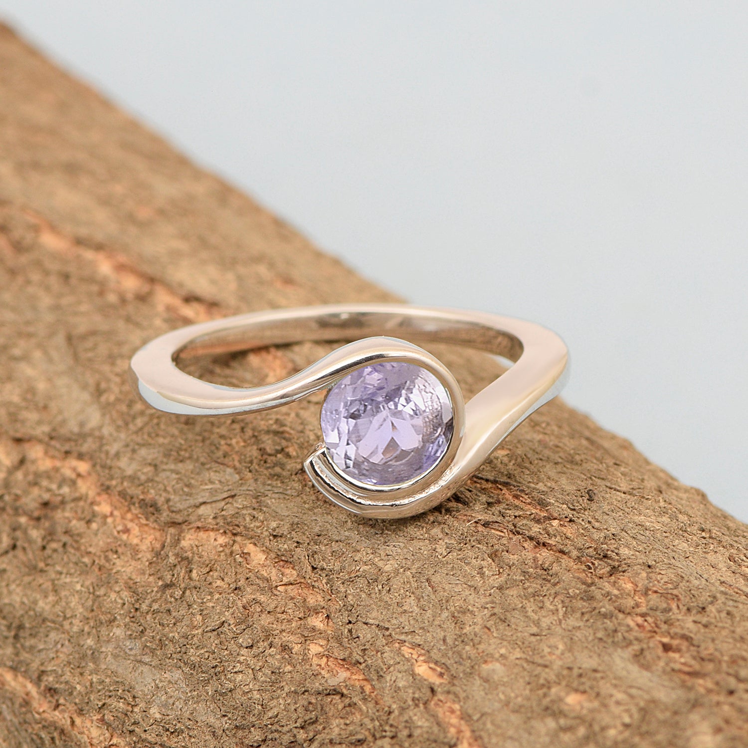 Bar-Set Solitaire 6mm Round Tanzanite Bypass Ring 925 Sterling Silver - Kimaya INC