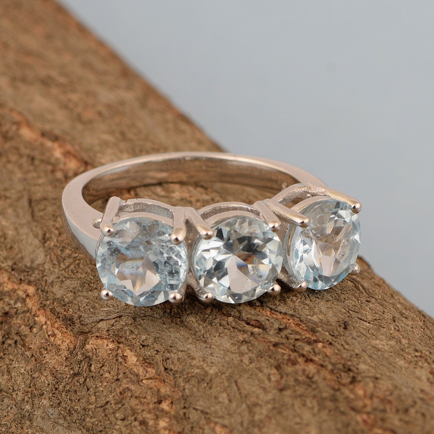 Sterling Silver Natural Aquamarine 3.55 Ctw Women's 3-Stone Design Ring - Kimaya INC