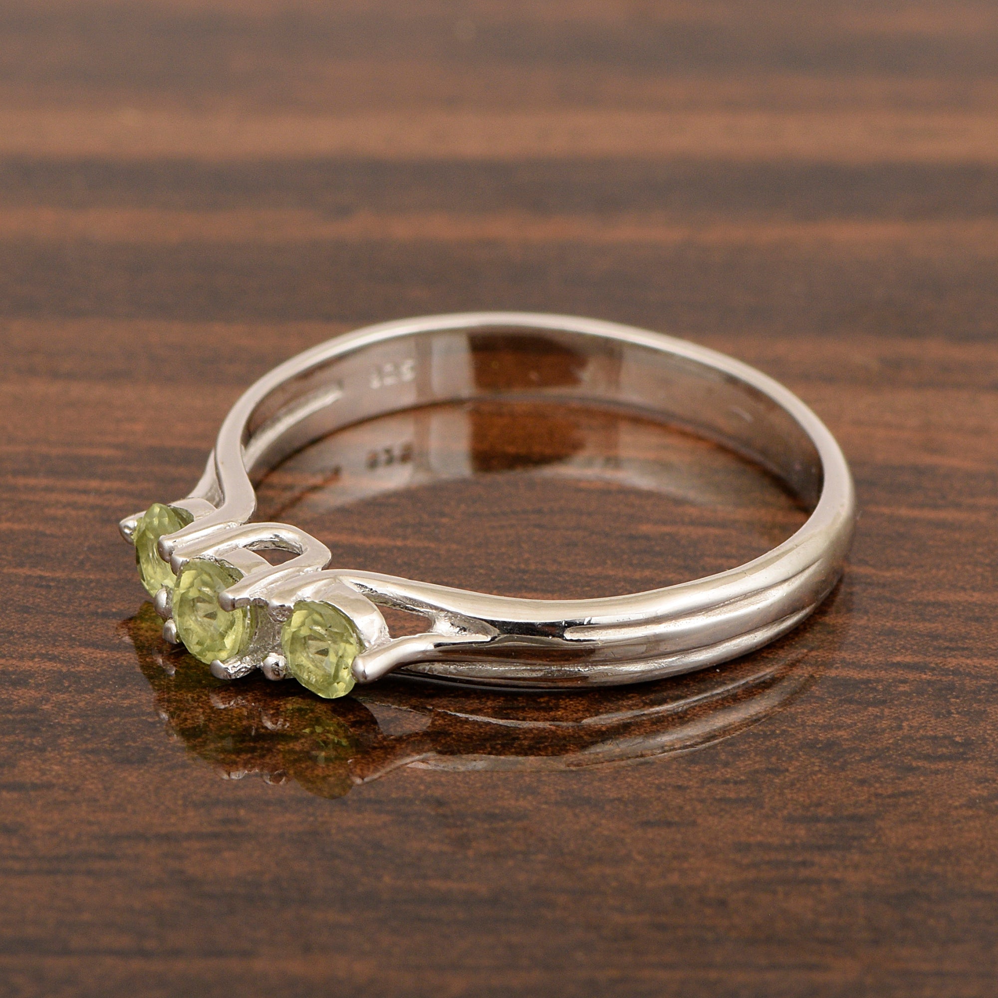 Trilogy Gemstone Round 3mm Peridot 925 Sterling Silver Platinum Plated Ring Gift for her - Kimaya INC