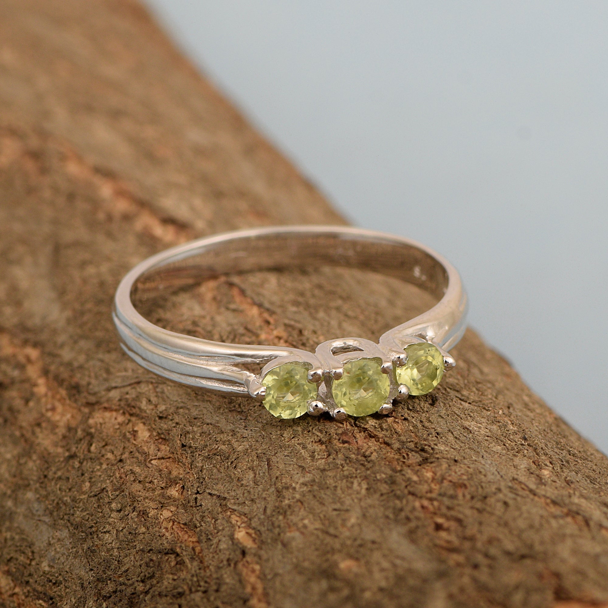 Trilogy Gemstone Round 3mm Peridot 925 Sterling Silver Platinum Plated Ring Gift for her - Kimaya INC