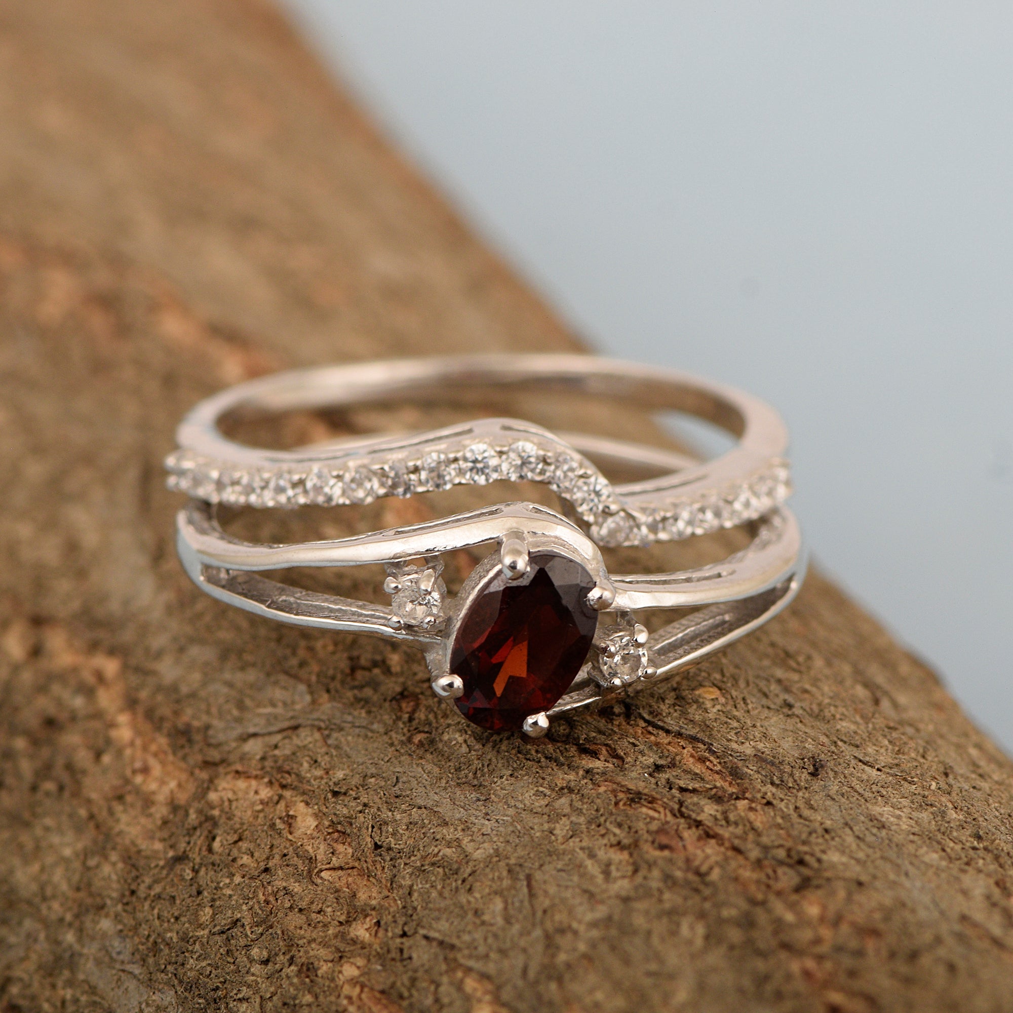 925 Sterling Silver Garnet 2pc Wedding Band Stackable Ring Set - Kimaya INC