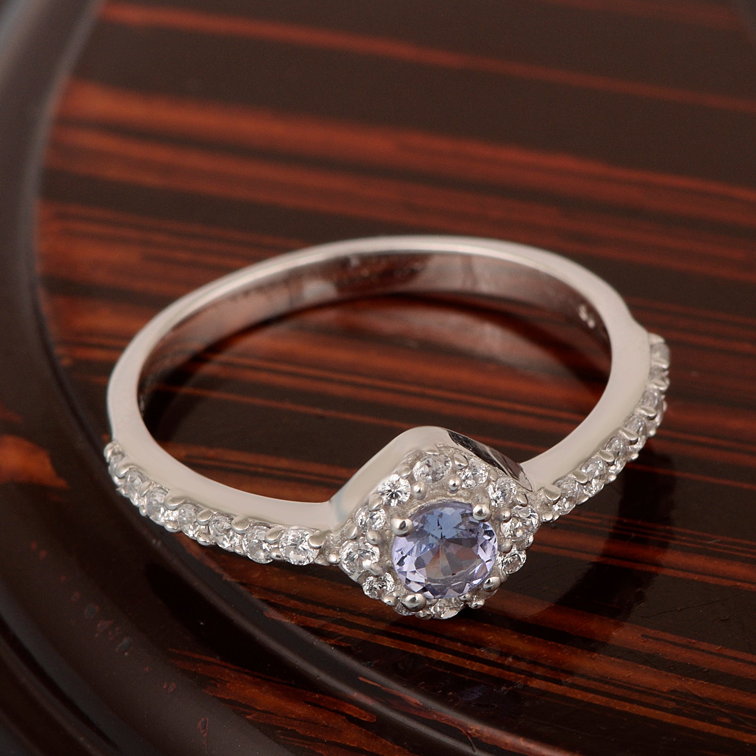 Solitaire Round 4mm Tanzanite & White Accents Women Wedding Ring - Kimaya INC