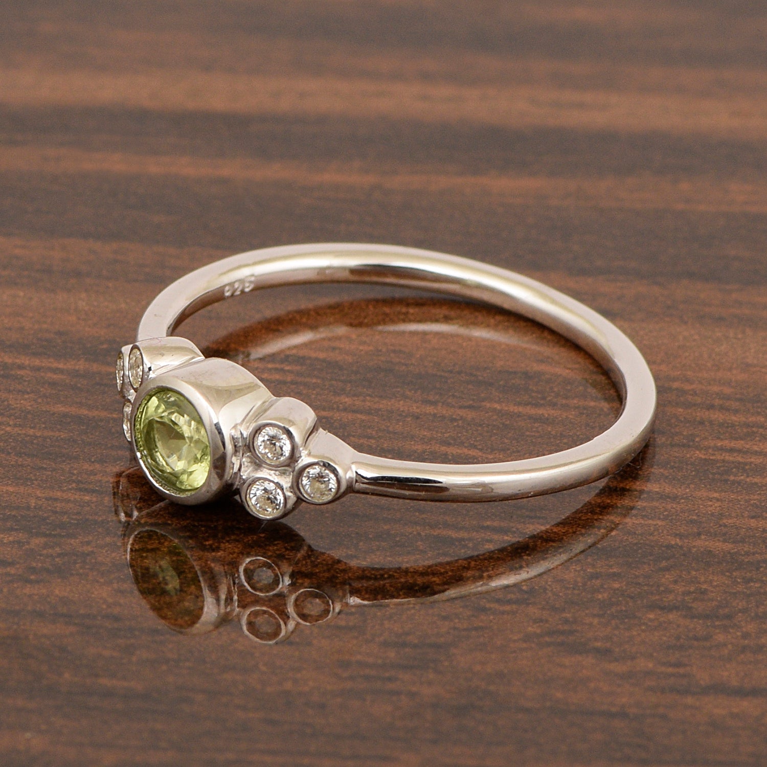 925 Sterling Silver Round 4mm Peridot Engagement For Her Ring - Kimaya INC