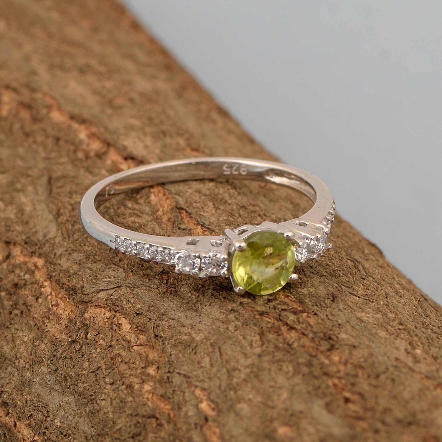 Round 5 MM Peridot Gemstone 925 Sterling Silver Women Engagement Ring - Kimaya INC