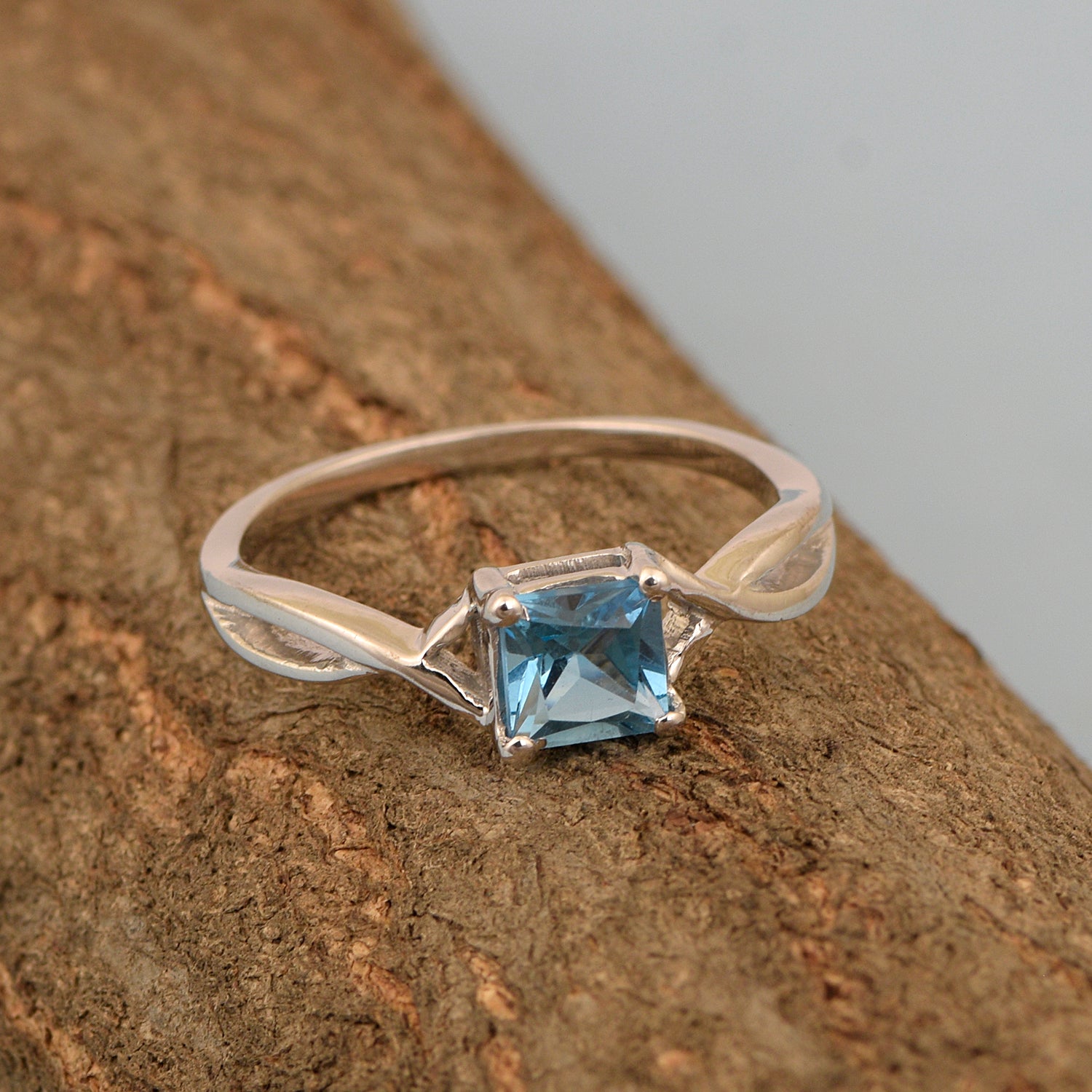 Square 5MM Blue Topaz Gemstone 925 Sterling Silver Celtic Knot Solitaire Ring - Kimaya INC