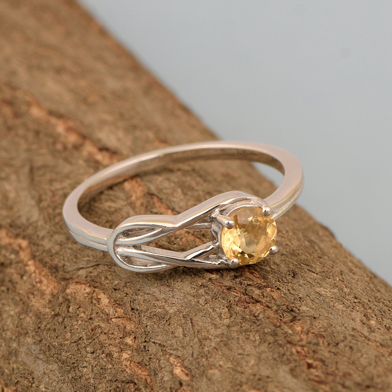 5 MM Round Citrine Gemstone 925 Sterling Silver Triquetra Celtic Trinity Knot Ring - Kimaya INC