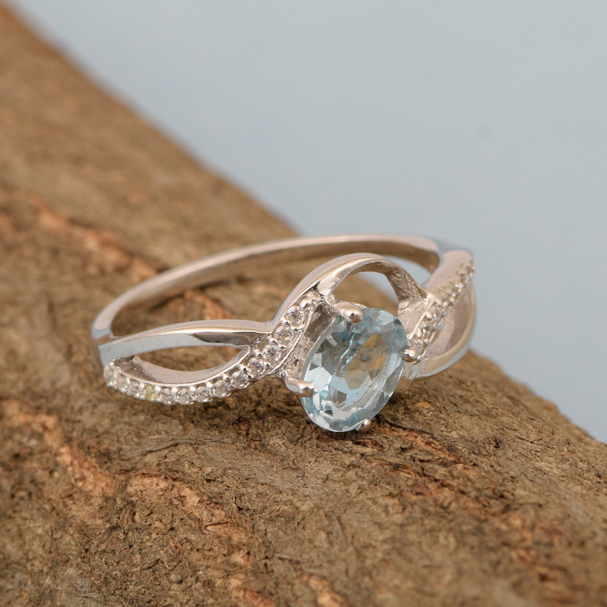 925 Sterling Silver Oval 7X5MM Blue Topaz Birthstone Rings - Kimaya INC