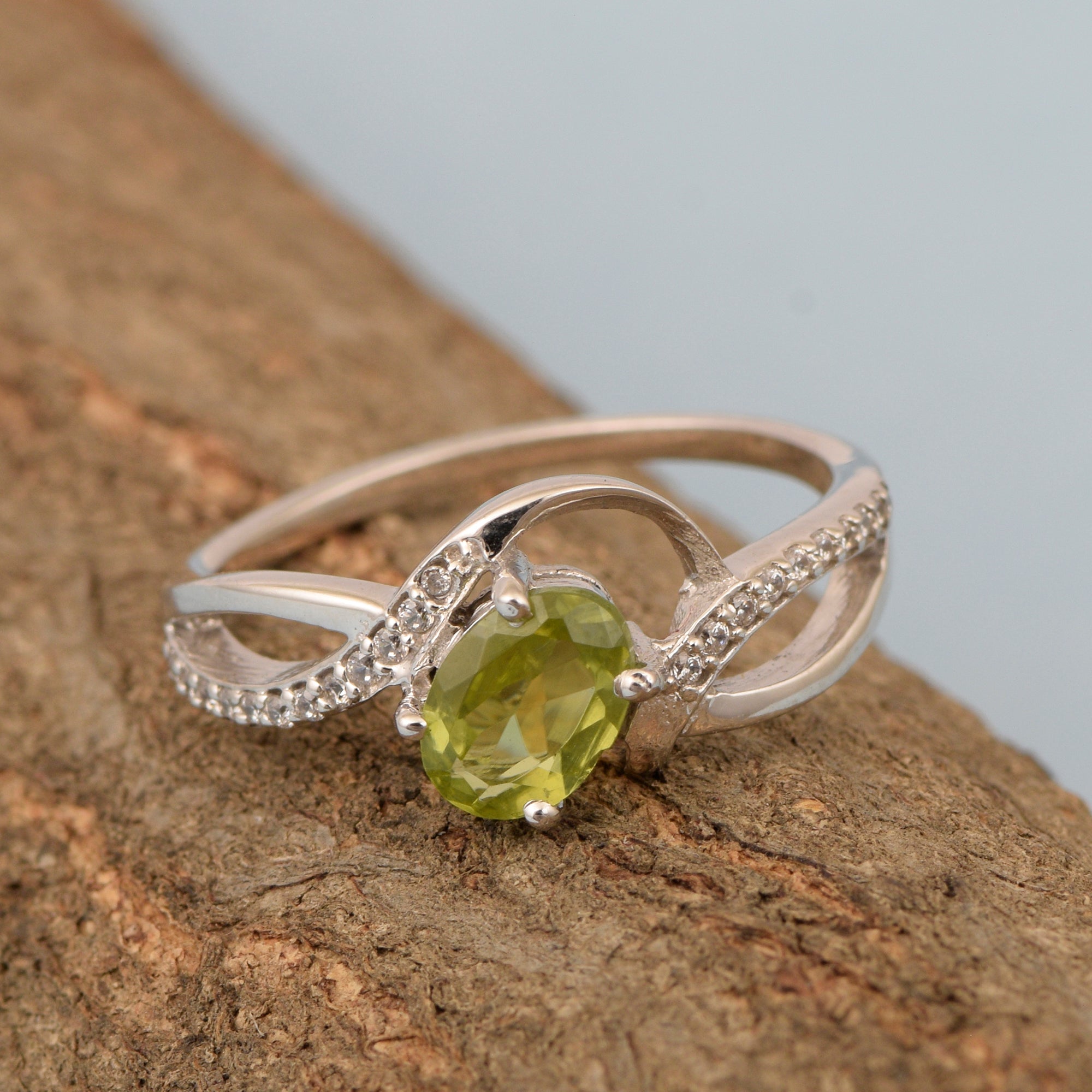 925 Sterling Silver Oval 7X5MM Peridot Birthstone Rings - Kimaya INC