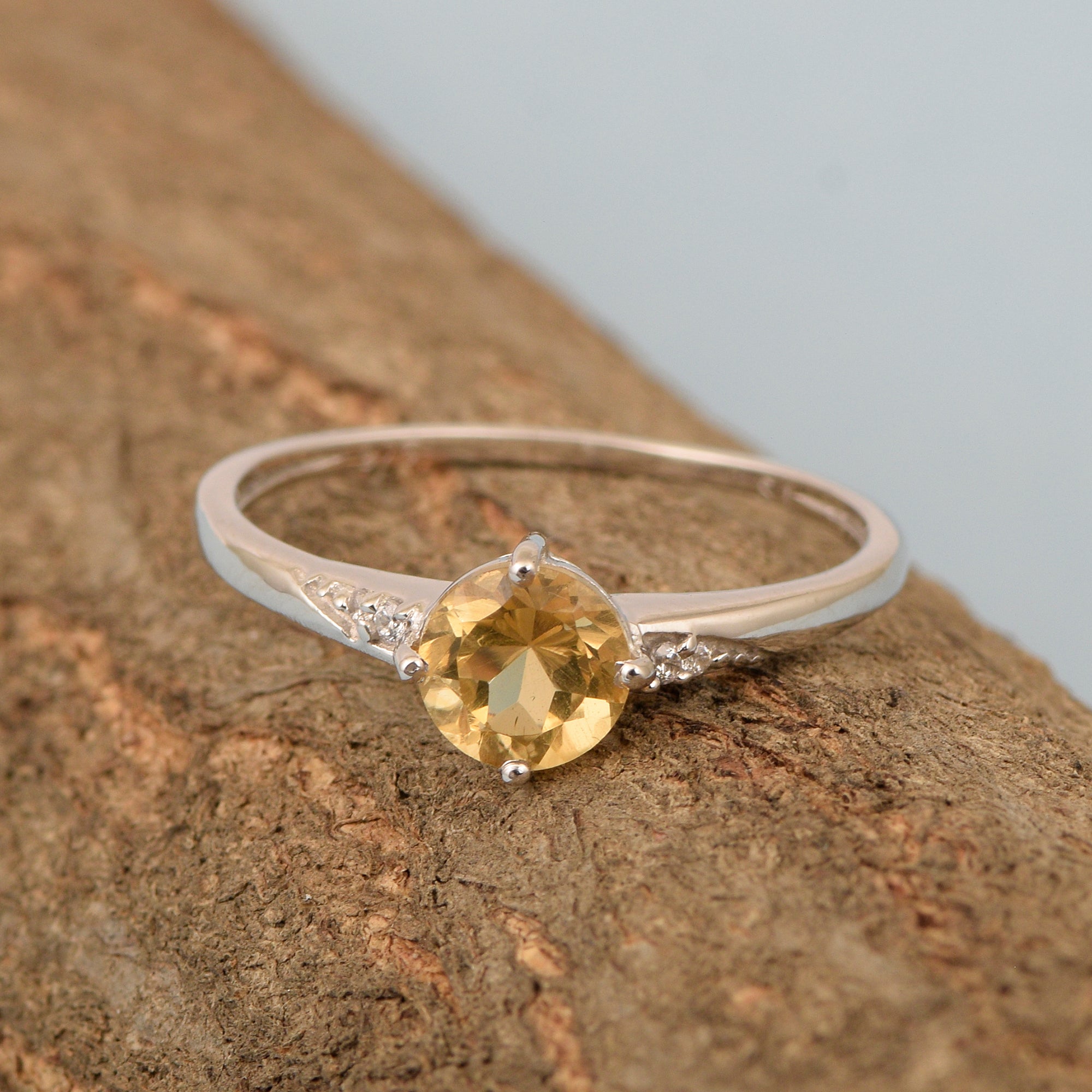 Solitaire Round Citrine 925 Sterling Silver Women Engagement Ring - Kimaya INC