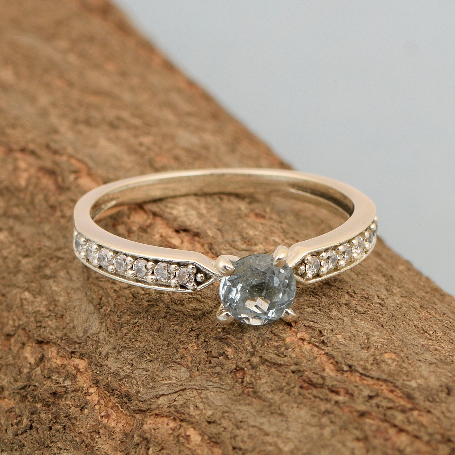 0.50 Ctw Round Cut Blue Topaz Solitaire Accent 925 Sterling Silver Wedding Ring - Kimaya INC