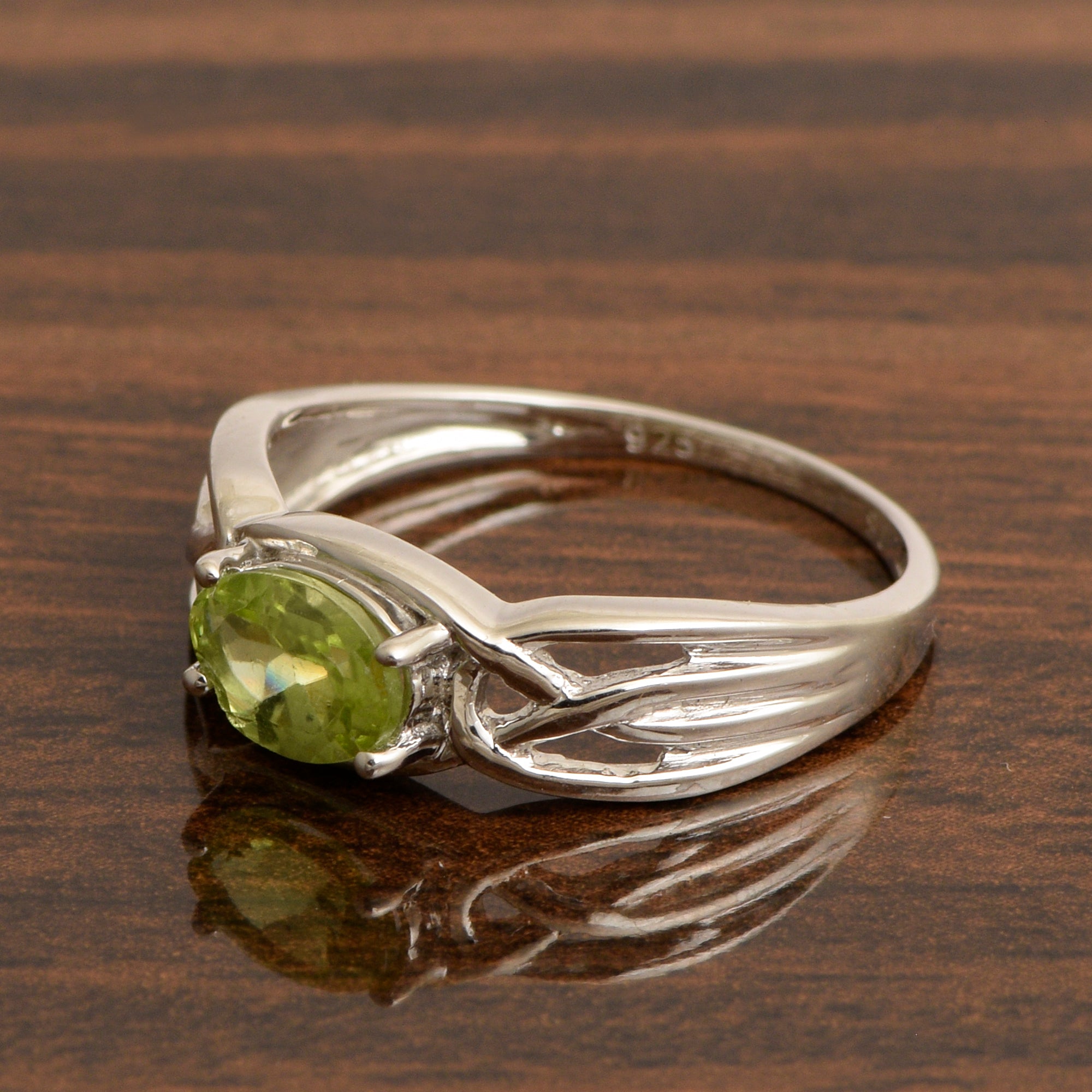 925 Sterling Silver Oval-Cut Peridot Bridal Wedding Ring - Kimaya INC