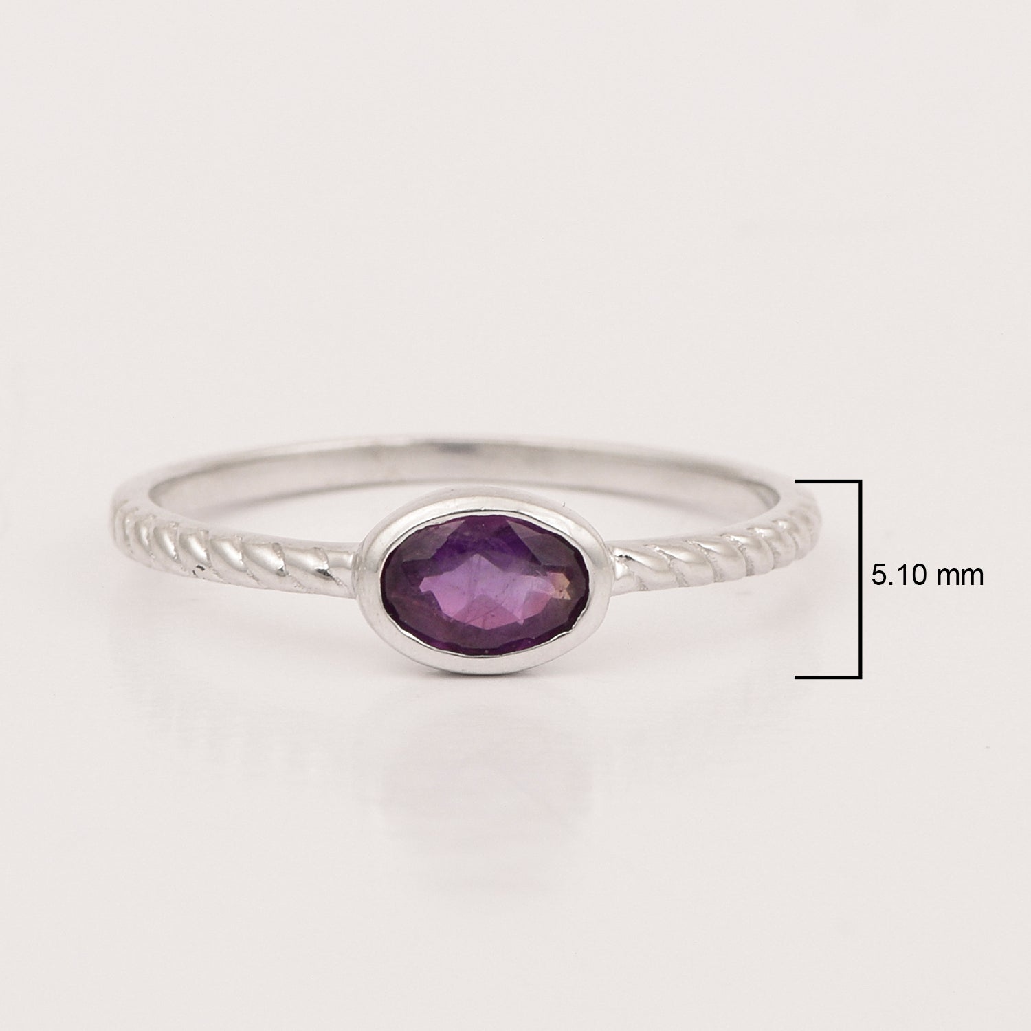 925 Sterling Silver Oval 0.35 Ctw Amethyst Stackable Ring - Kimaya INC