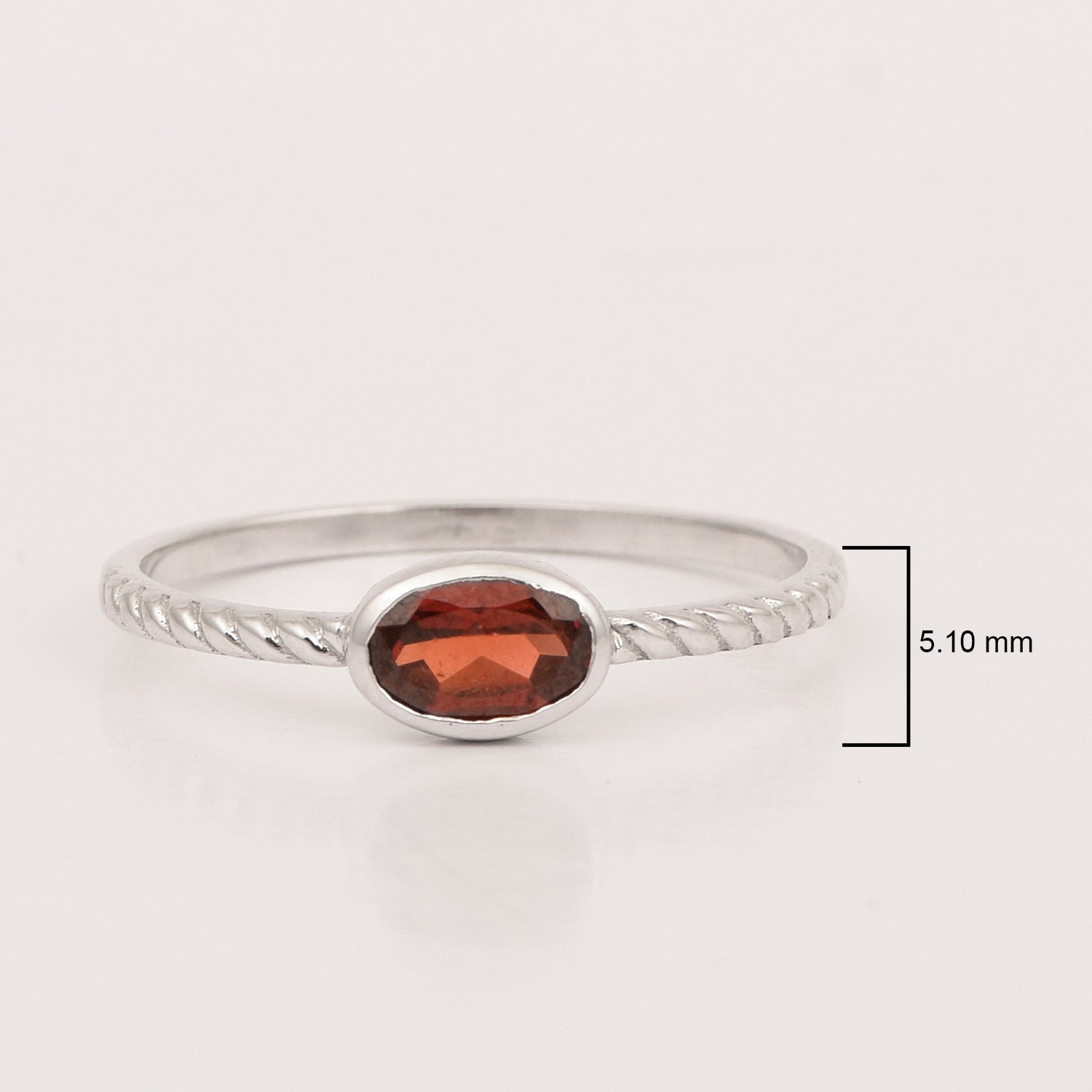 925 Sterling Silver Oval 0.35 Ctw Garnet Stackable Ring - Kimaya INC