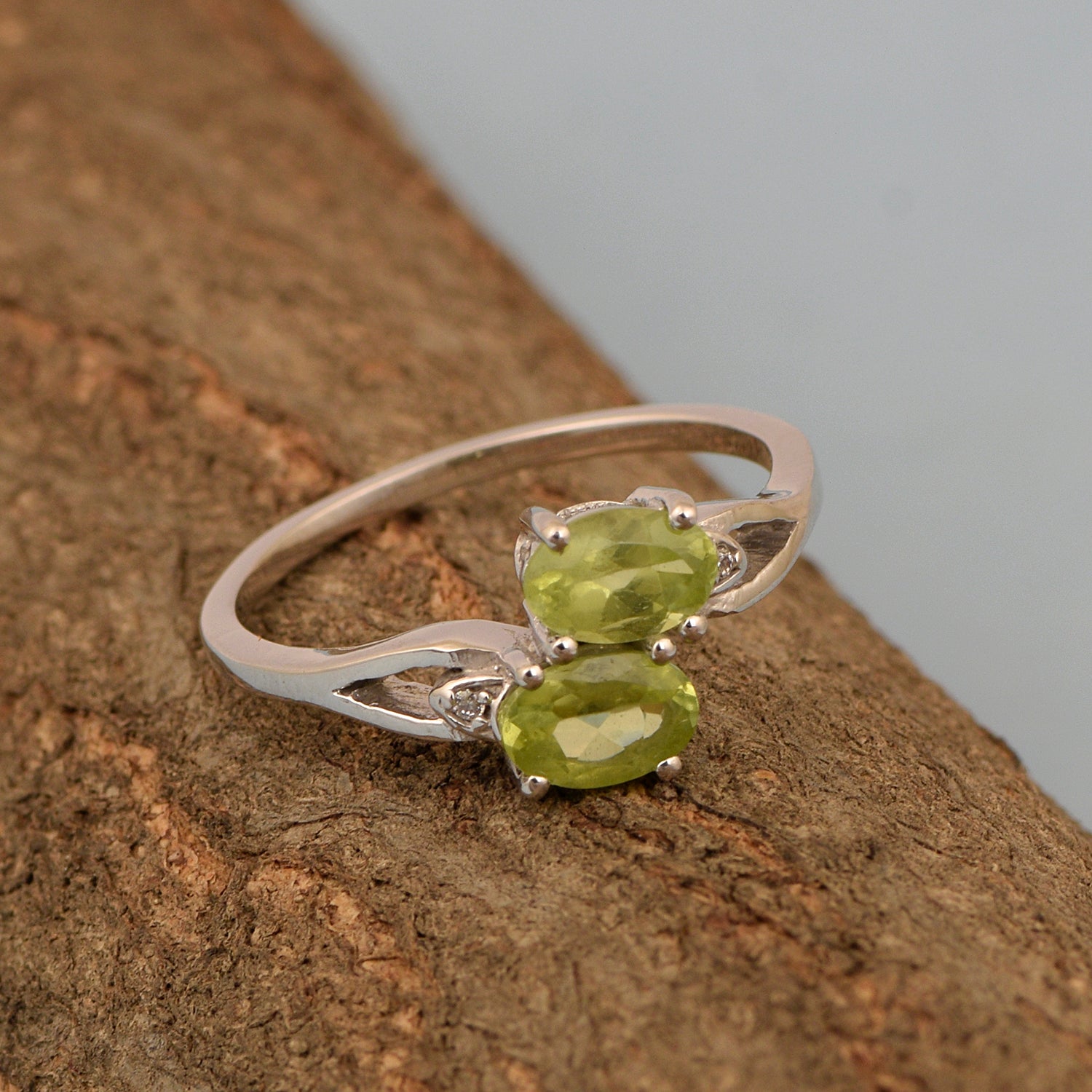 0.90 Ctw Oval Peridot 925 Sterling Silver Dual Stone Stackable Women Ring - Kimaya INC