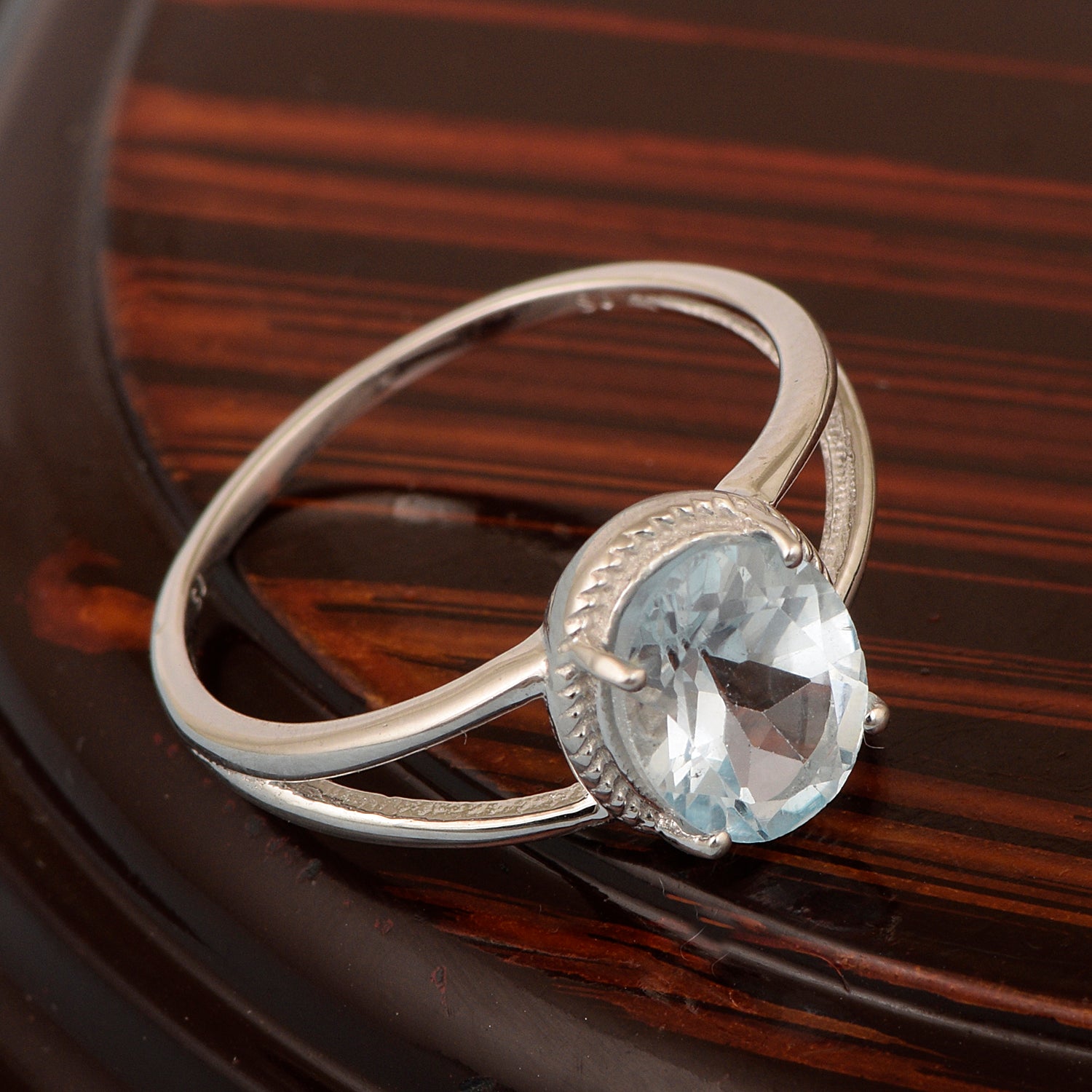 925 Sterling Silver Oval 2 Ctw Aquamarine Women Engagement Ring - Kimaya INC