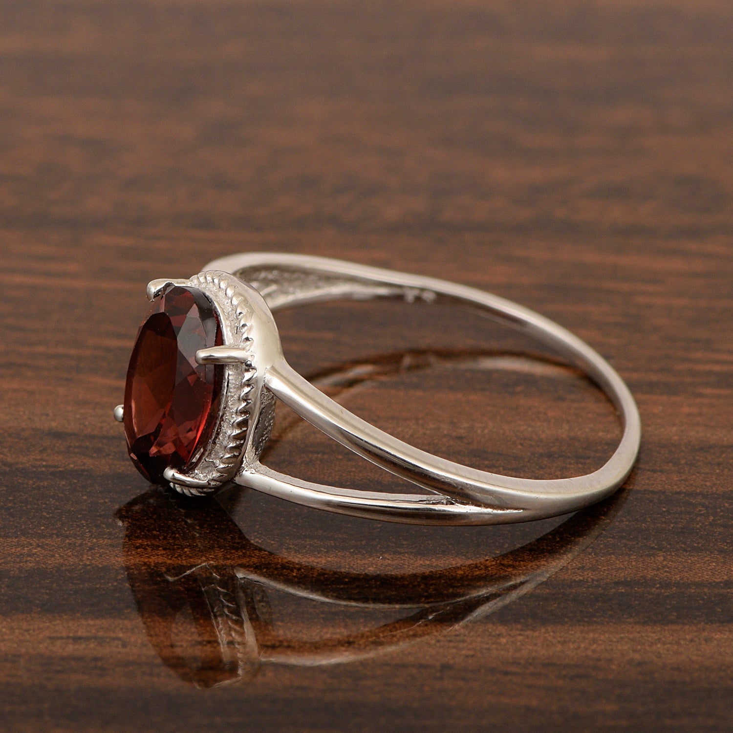 925 Sterling Silver Oval 2 Ctw Garnet Women Engagement Ring - Kimaya INC