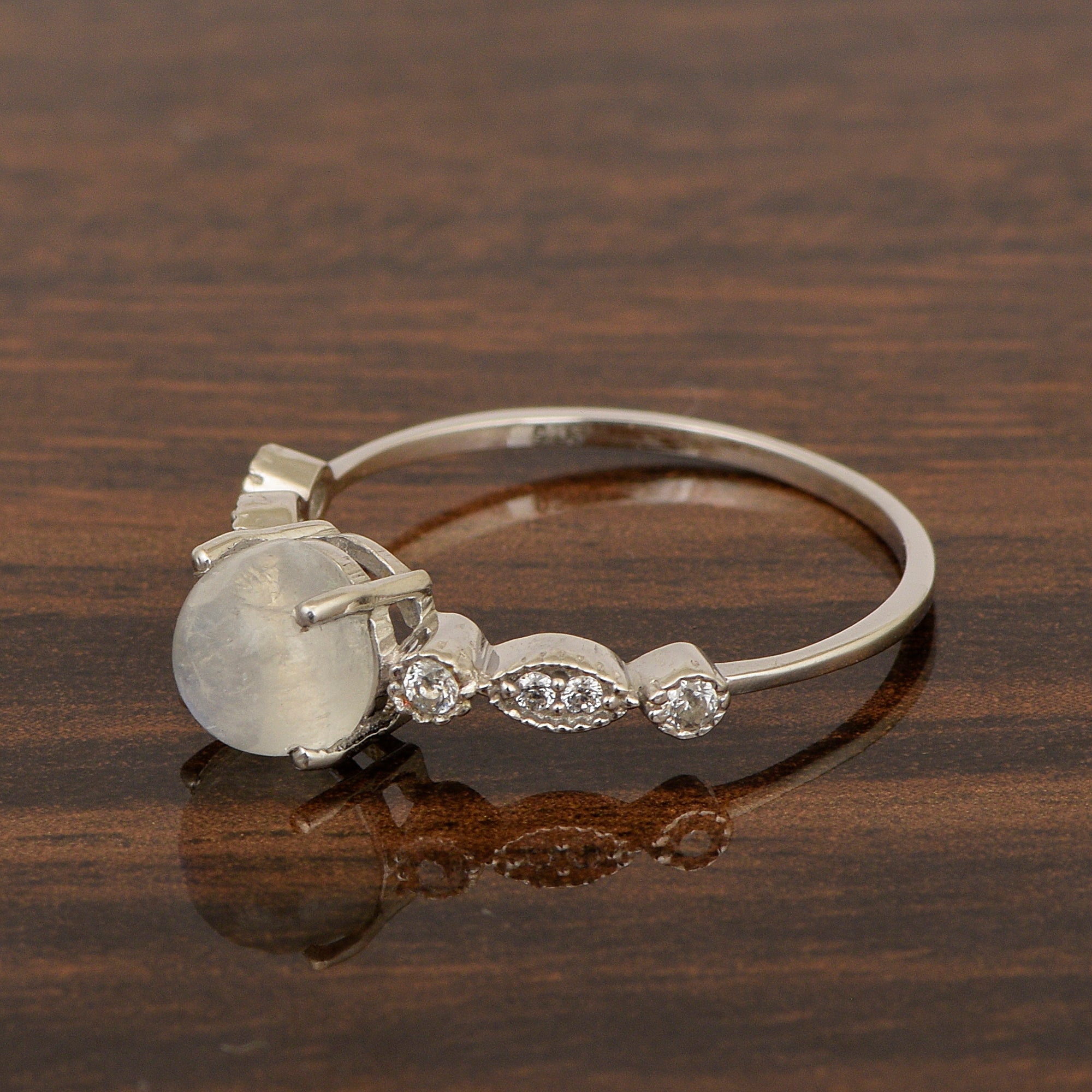 925 Sterling Silver Solitaire Round 6mm Moonstone Women Ring - Kimaya INC