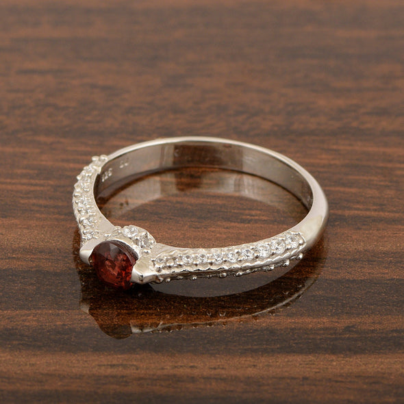 925 Sterling Silver Round 4MM Garnet White Accents Promise Ring - Kimaya INC
