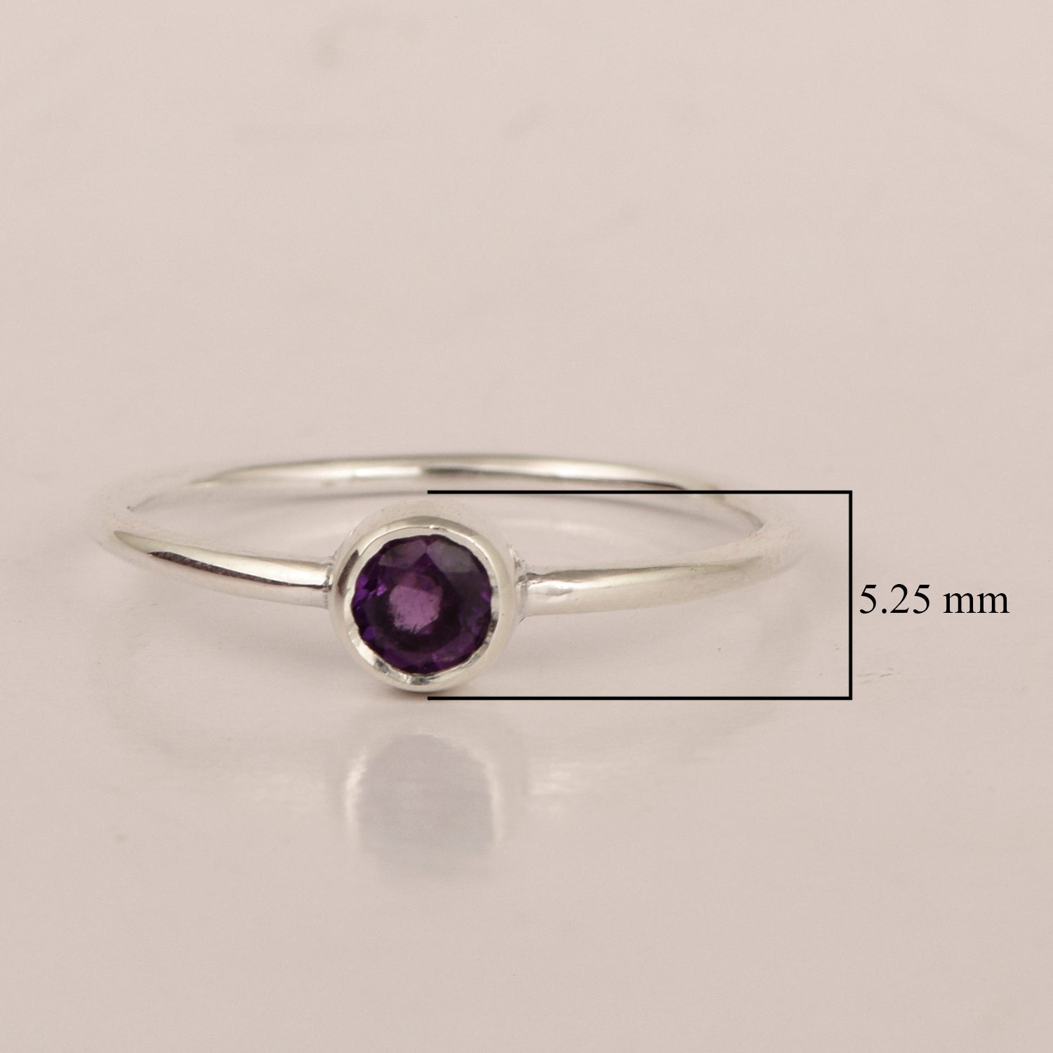 925 Sterling Silver Round 0.20 Ctw Amethyst Women Engagement Ring - Kimaya INC