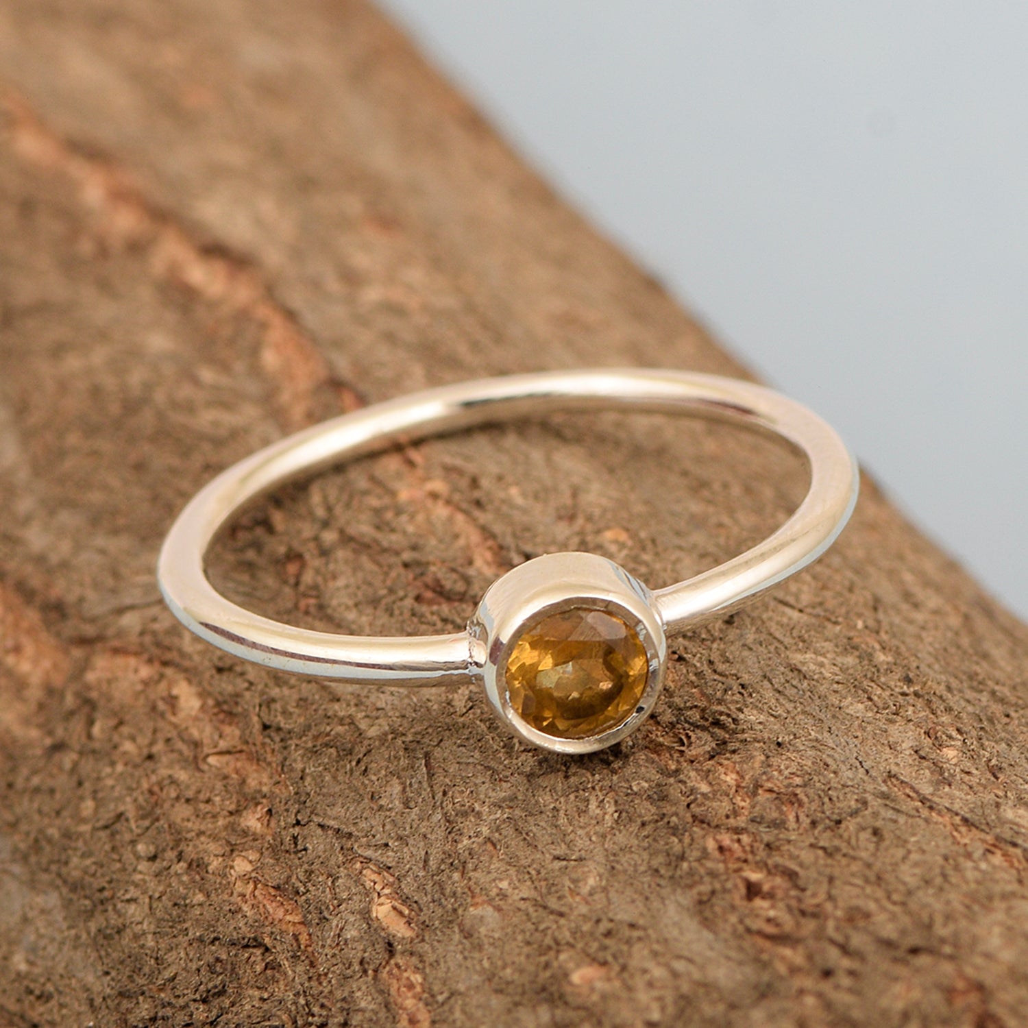 925 Sterling Silver Round 0.20 Ctw Citrine Women Engagement Ring - Kimaya INC