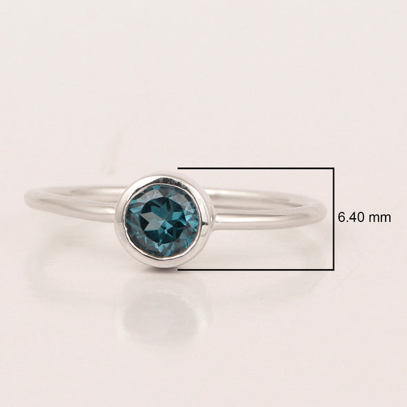 925 Sterling Silver Round 5mm 0.30 Ctw London Blue Topaz Women Engagement Ring - Kimaya INC