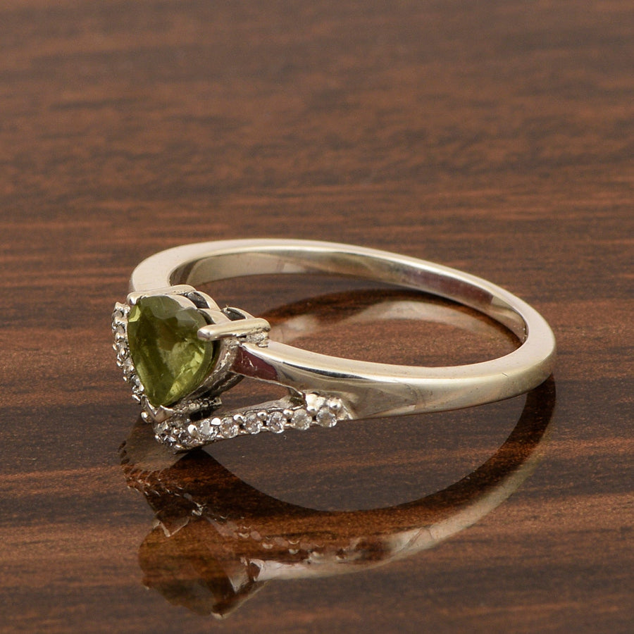 Sterling Silver Love Heart Cut 5MM Peridot Engagement Rings