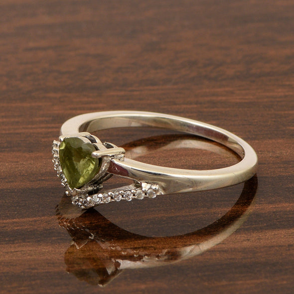 Sterling Silver Love Heart Cut 5MM Peridot Engagement Rings - Kimaya INC