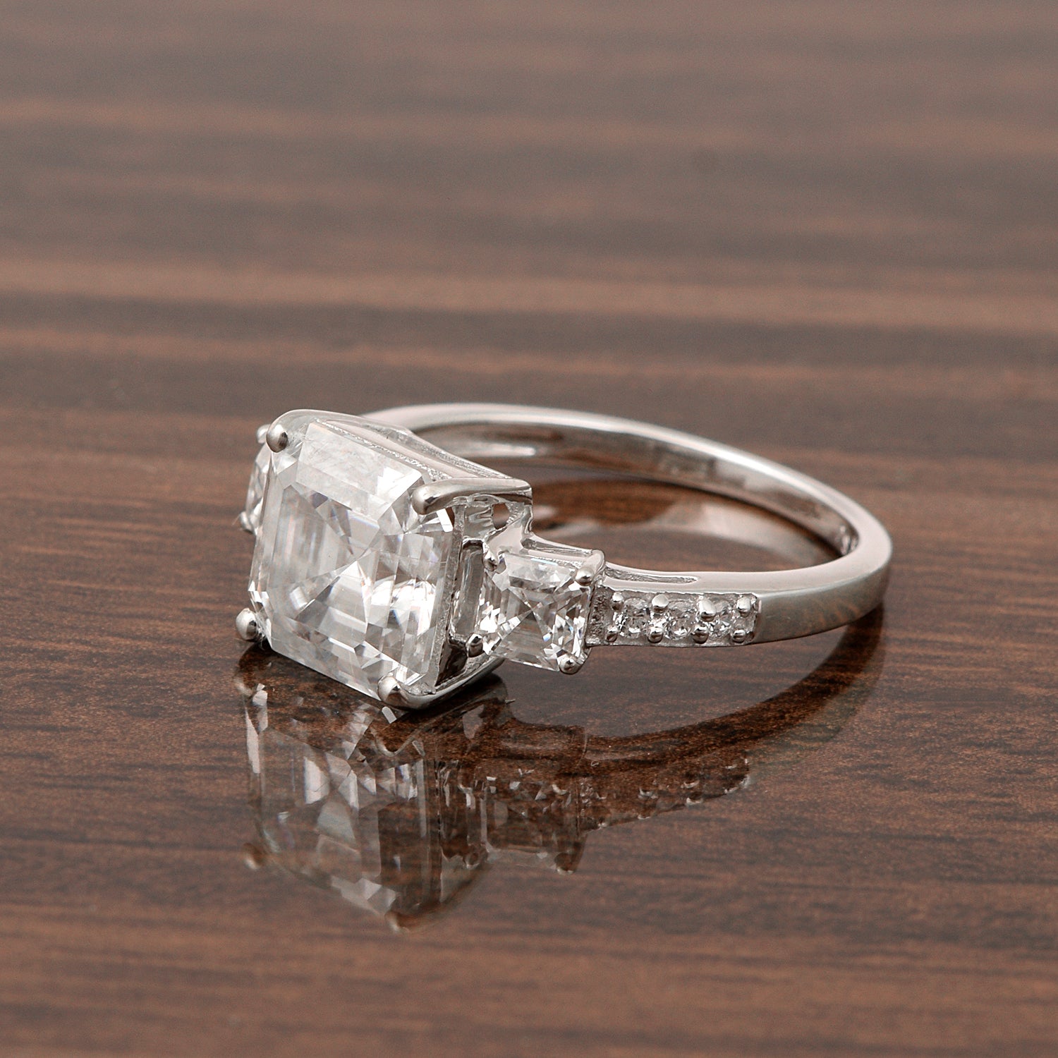 7.5 Ctw White CZ Solitaire Engagement Ring