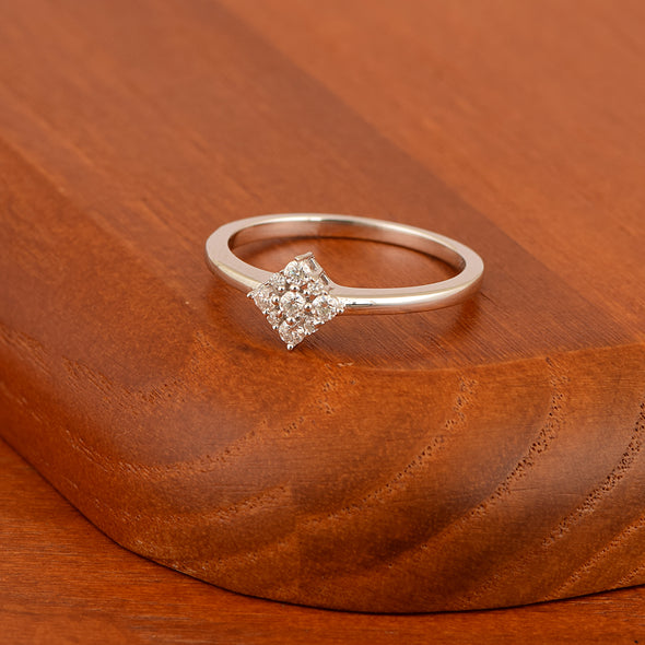 Moissanite Ring