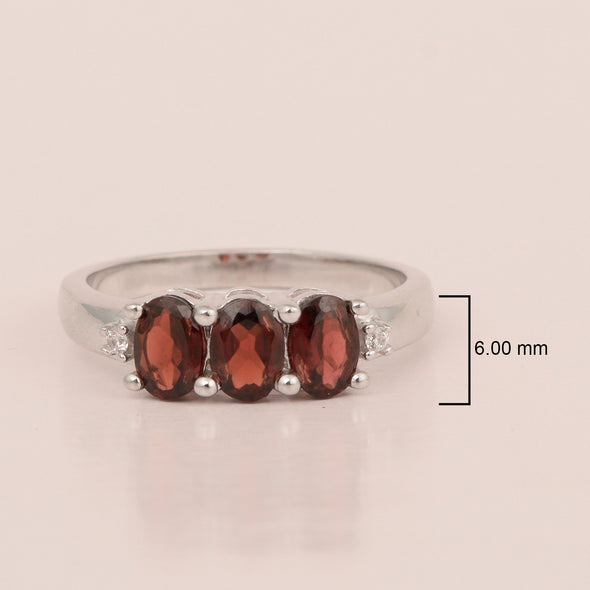 925 Sterling Silver Three-Stone Oval 1.35 Ctw Garnet Women's Ring - Kimaya INC