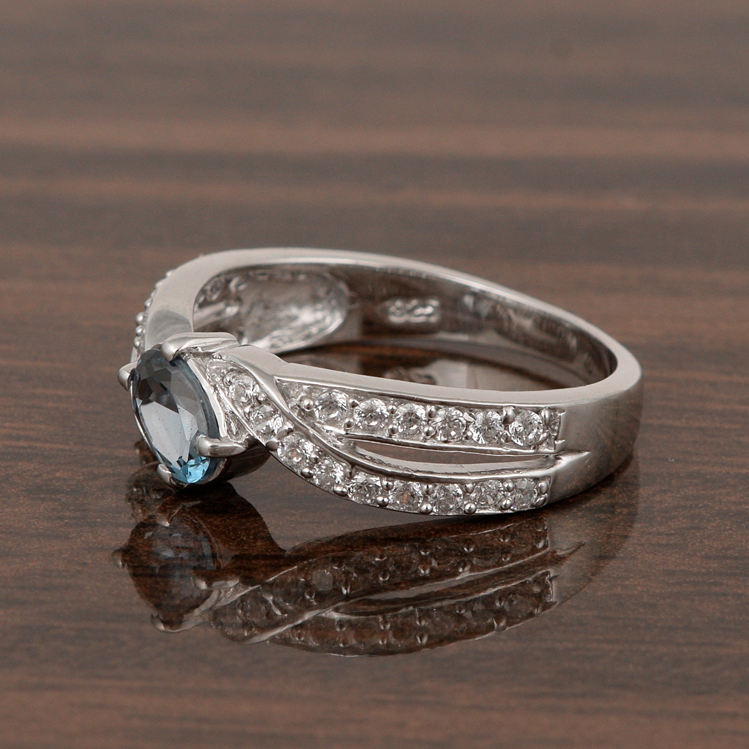 Sterling Silver Genuine Oval London Blue Topaz 1.20 Ctw Women Cluster Ring - Kimaya INC