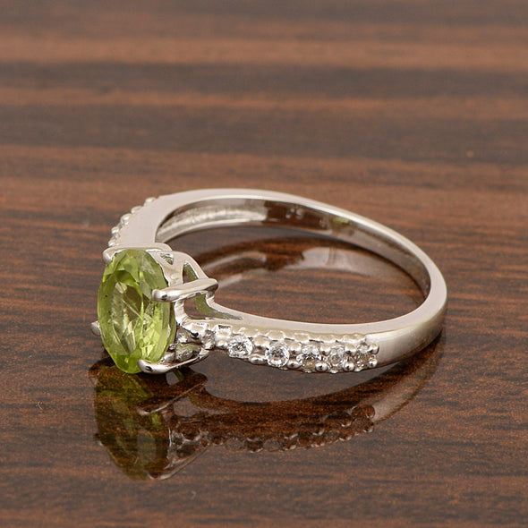 Solitaire Oval Cut 1.5 Ctw Peridot & White Accents 925 Sterling Silver Women Wedding Ring - Kimaya INC