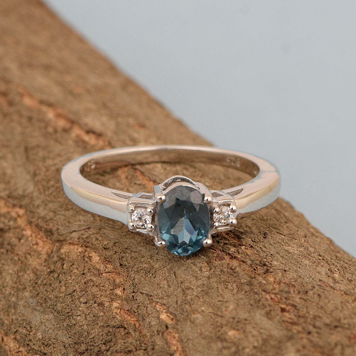 London Blue Topaz Oval 7X5 MM Gemstone 925 Sterling Silver 3-Stone Proposal Ring - Kimaya INC