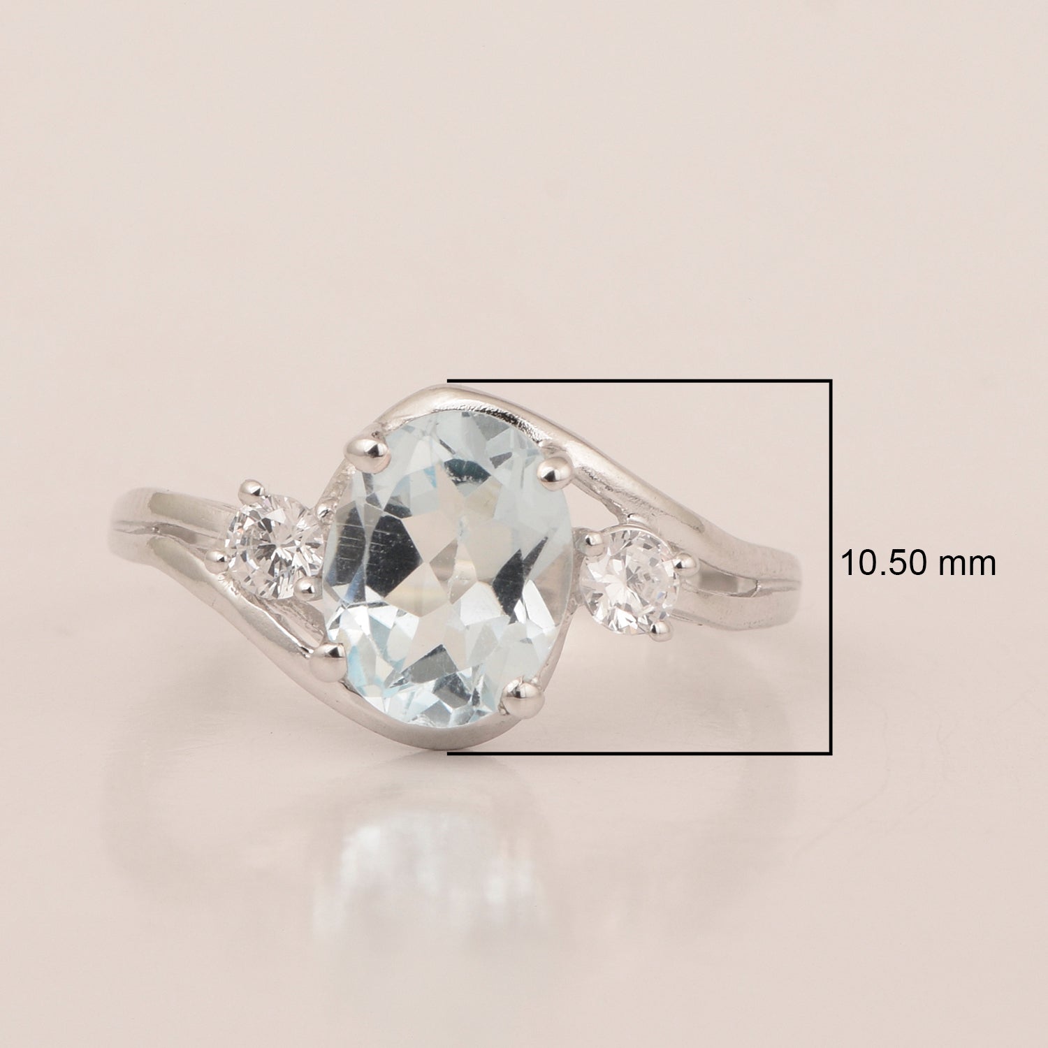 Sterling Silver Oval 2.25 Ctw Aquamarine with White Topaz Accent Women Rings - Kimaya INC