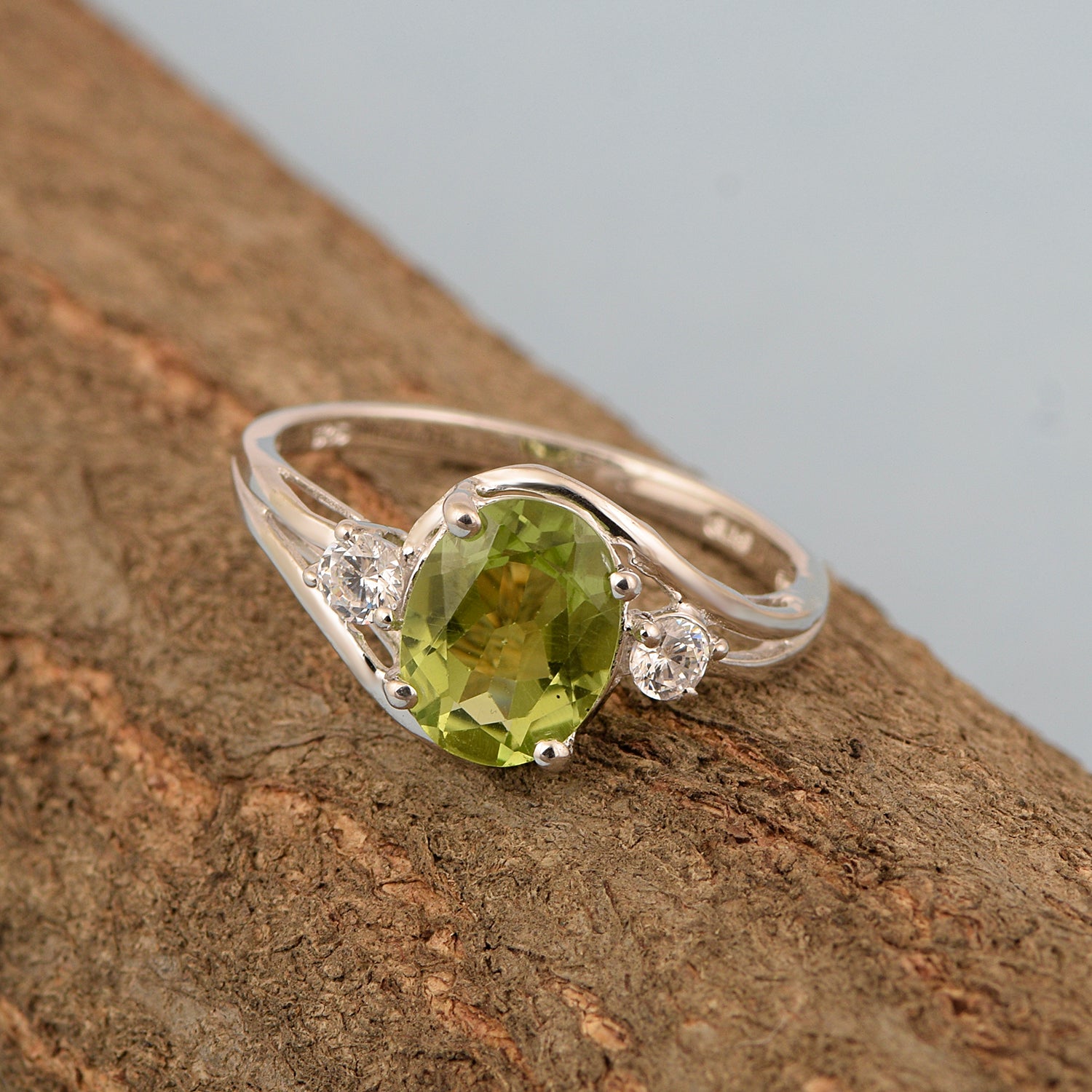 Sterling Silver Oval 2.25 Ctw Peridot with White Topaz Accent Women Rings - Kimaya INC