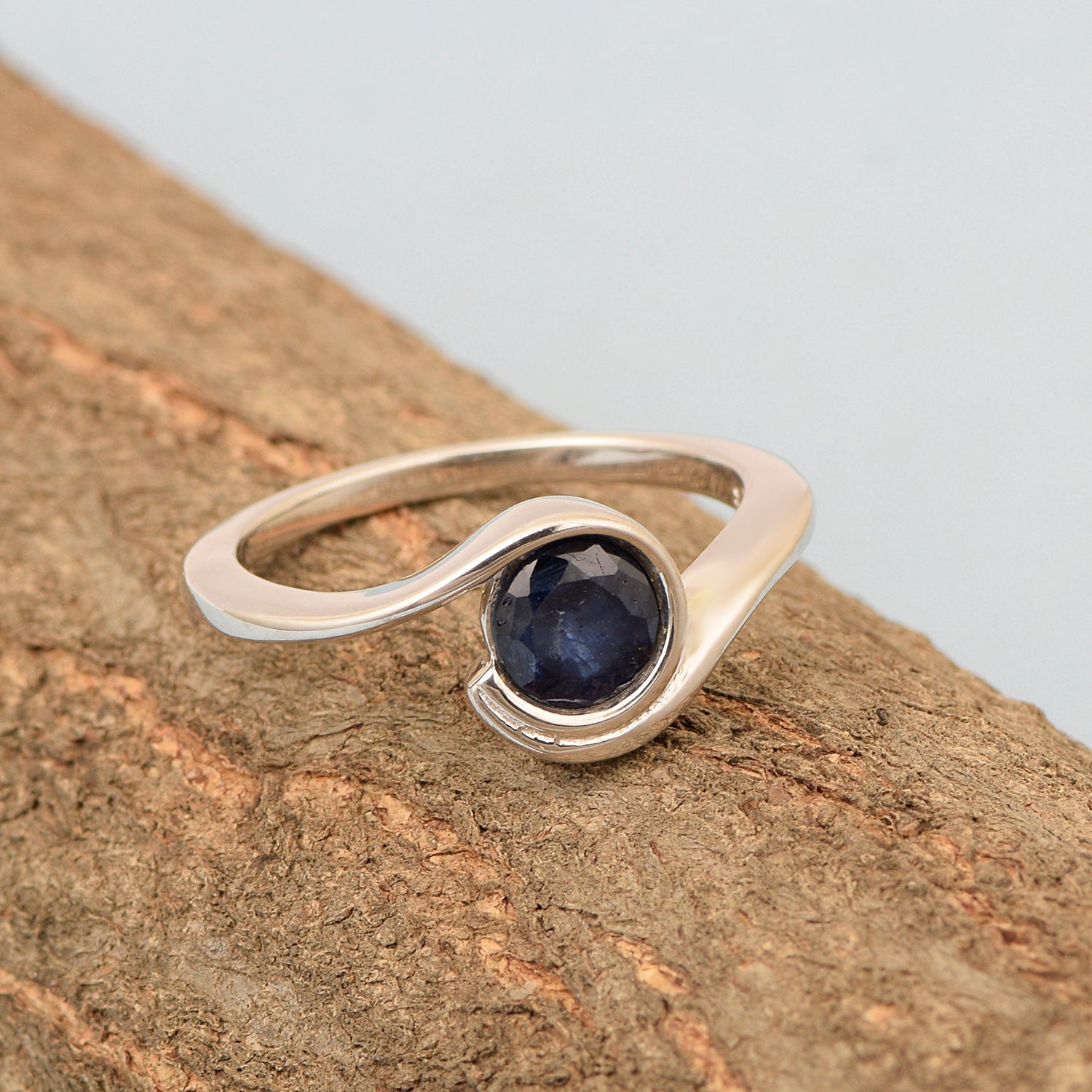 Bar-Set Solitaire 6mm Round Blue Sapphire Bypass Ring 925 Sterling Silver - Kimaya INC