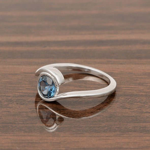 Bar-Set Solitaire 6mm Round London Blue Topaz Bypass Ring 925 Sterling Silver - Kimaya INC