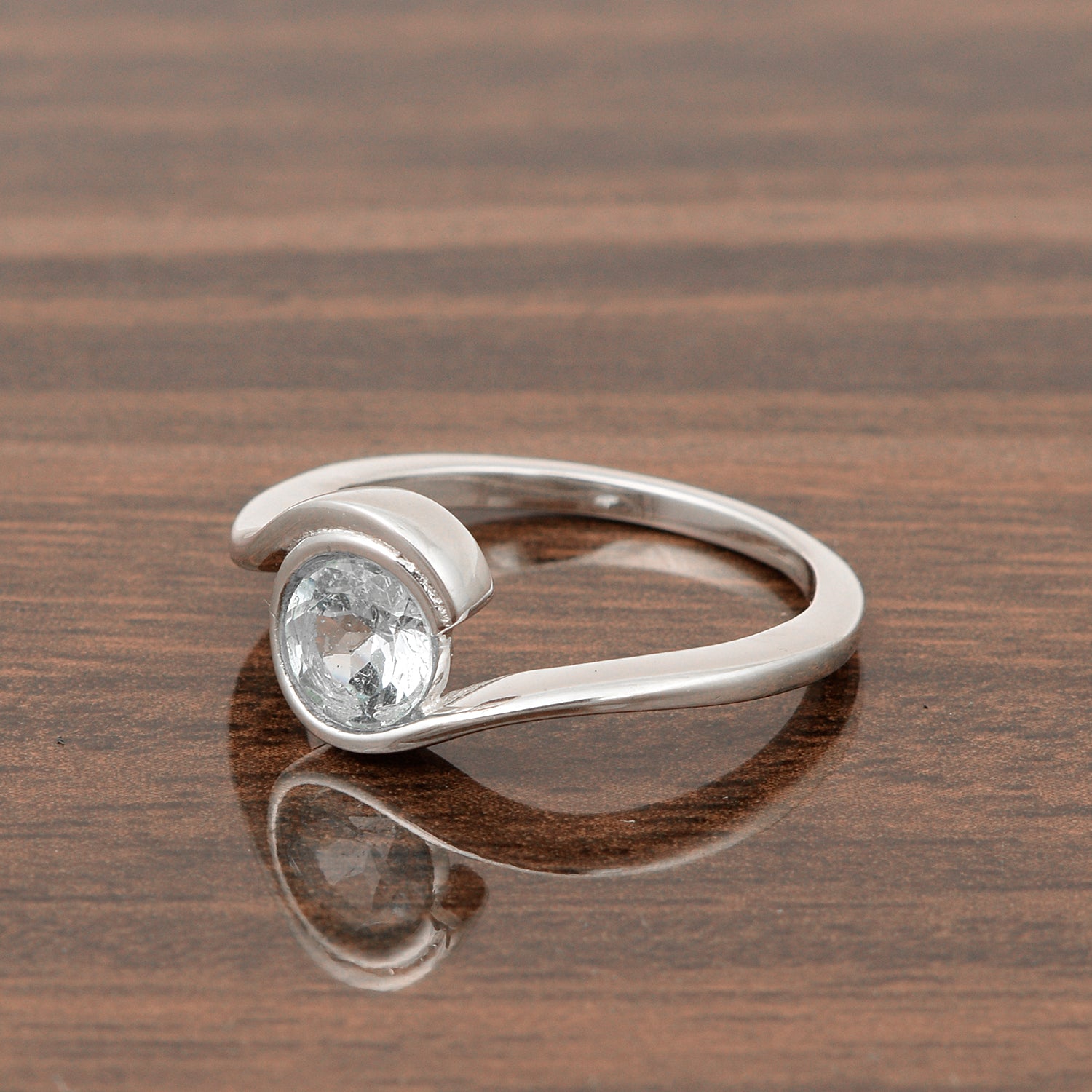 Bar-Set Solitaire 6mm Round Swiss Blue Topaz Bypass Ring 925 Sterling Silver - Kimaya INC