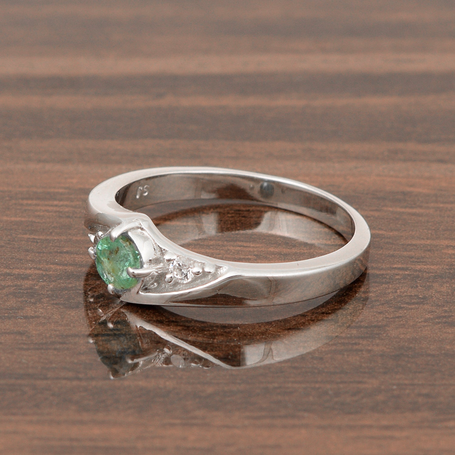 925 Sterling Silver Round Cut 4mm Emerald Women's Engagement Ring - Kimaya INC