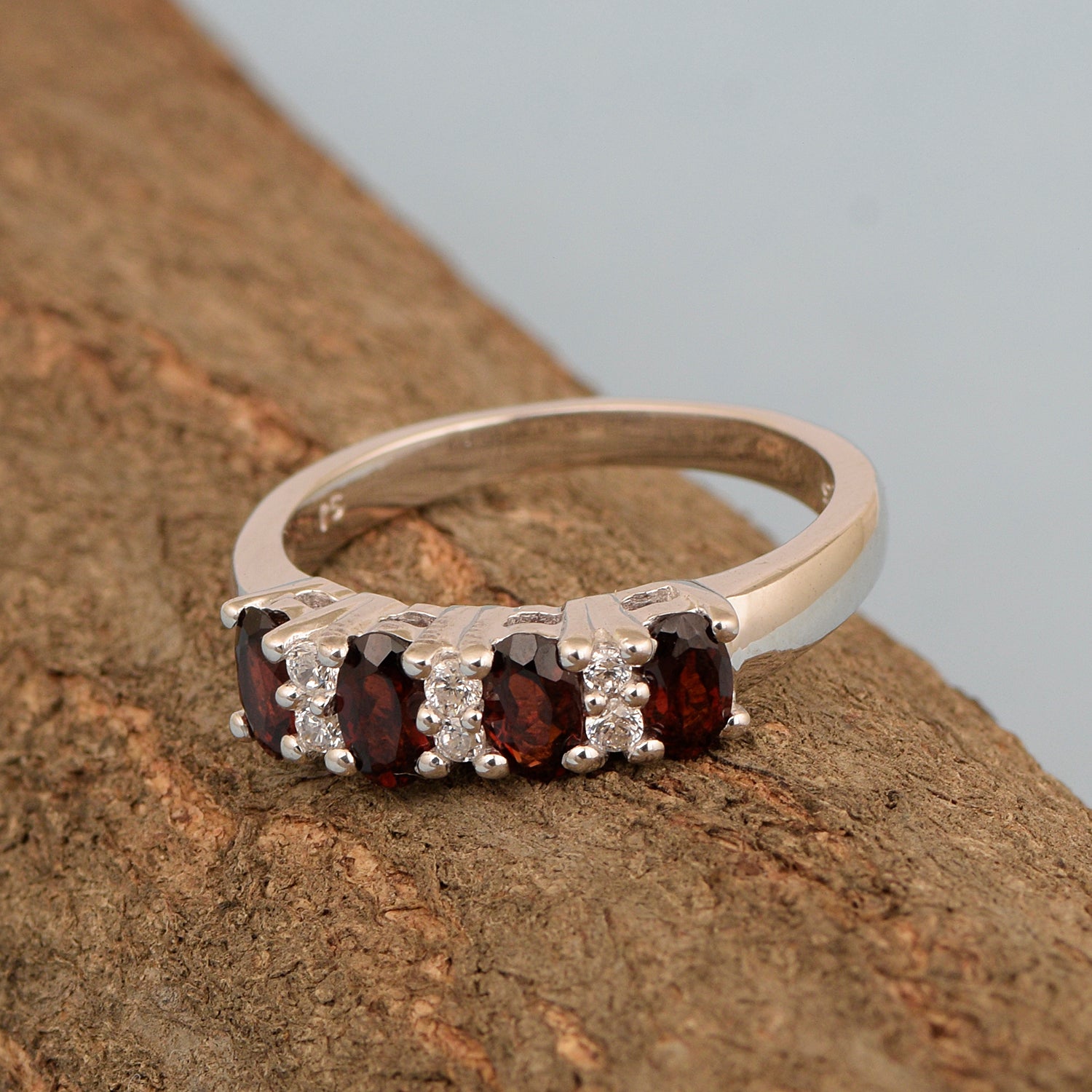 925 Sterling Silver Oval 5X3MM Garnet & White Topaz Women Wedding Ring - Kimaya INC