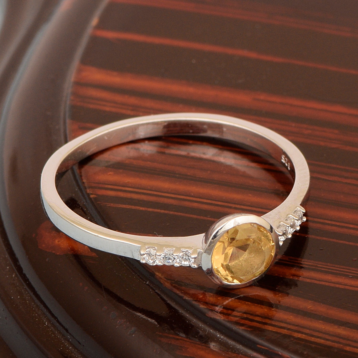 Sterling Silver Round Cut 5mm Citrine Gemstone Women Wedding Ring - Kimaya INC