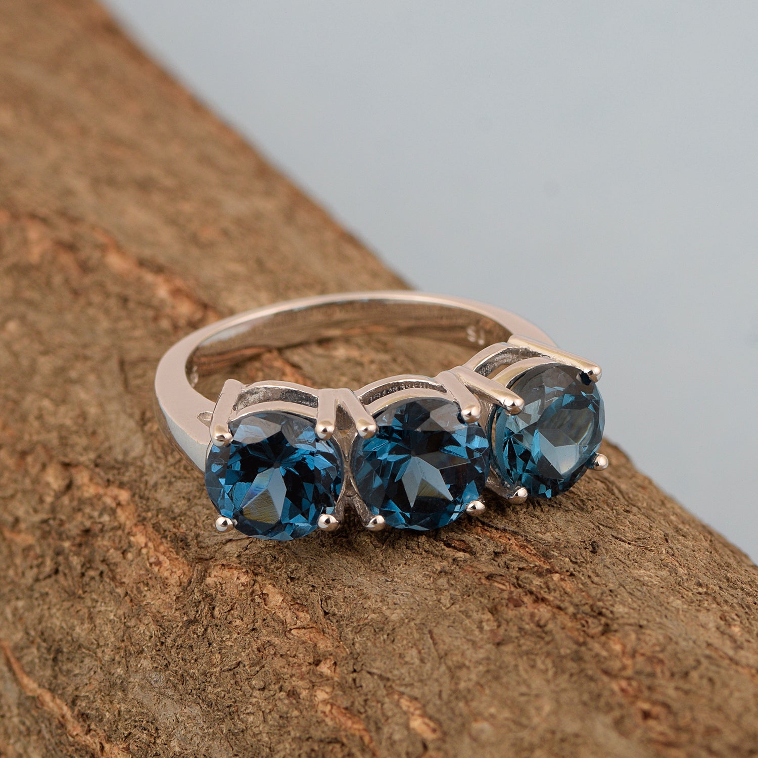 Sterling Silver Natural London Blue Topaz 3.55 Ctw Women's 3-Stone Design Ring - Kimaya INC